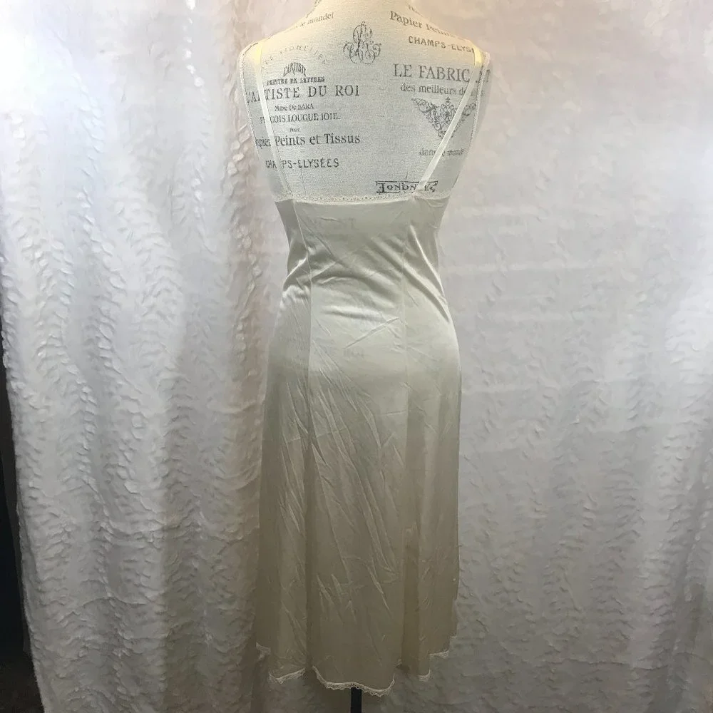 Vintage 90's Vanity Fair Full Slip Nylon Lingerie sexy Boudoir - Picture 4 of 7